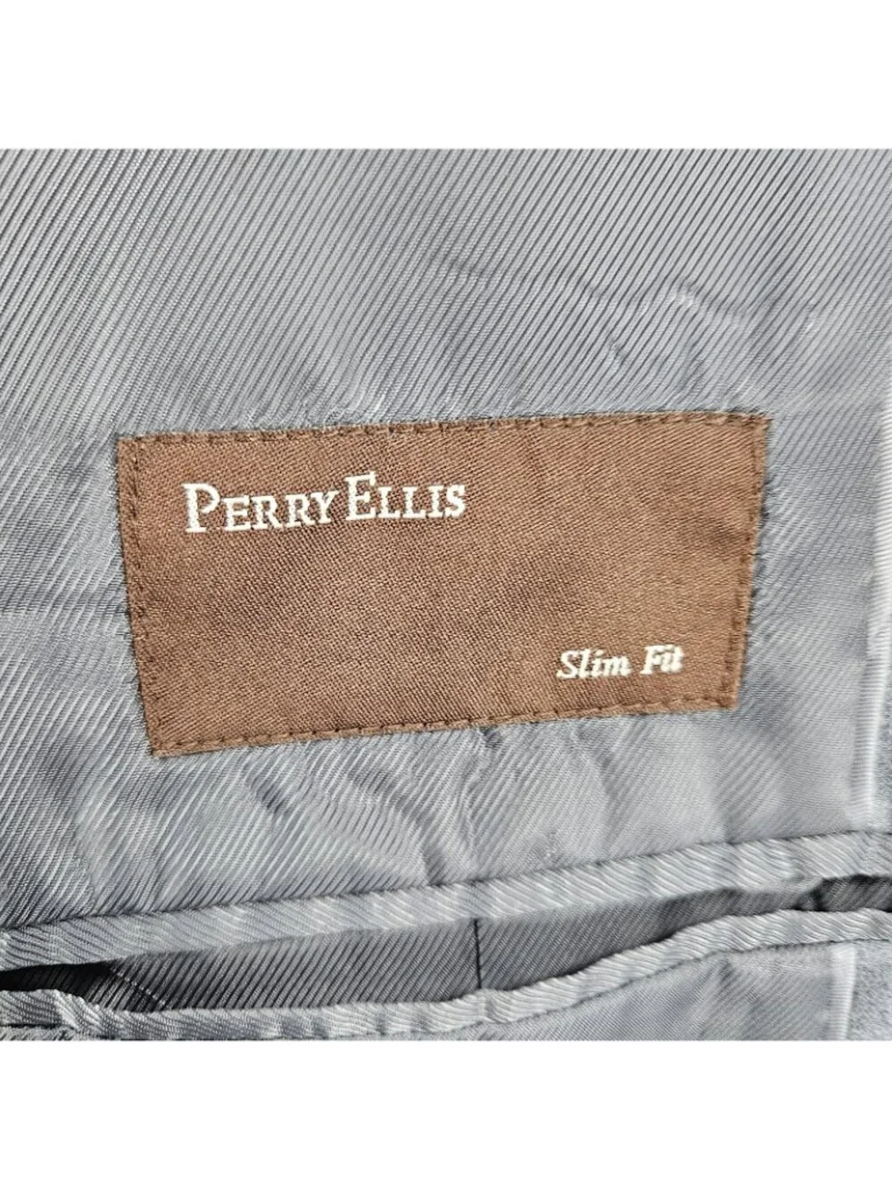 Perry Ellis Grey Slim Fit 2 Button Double Vented Notch Blazer Sport Coat 44R